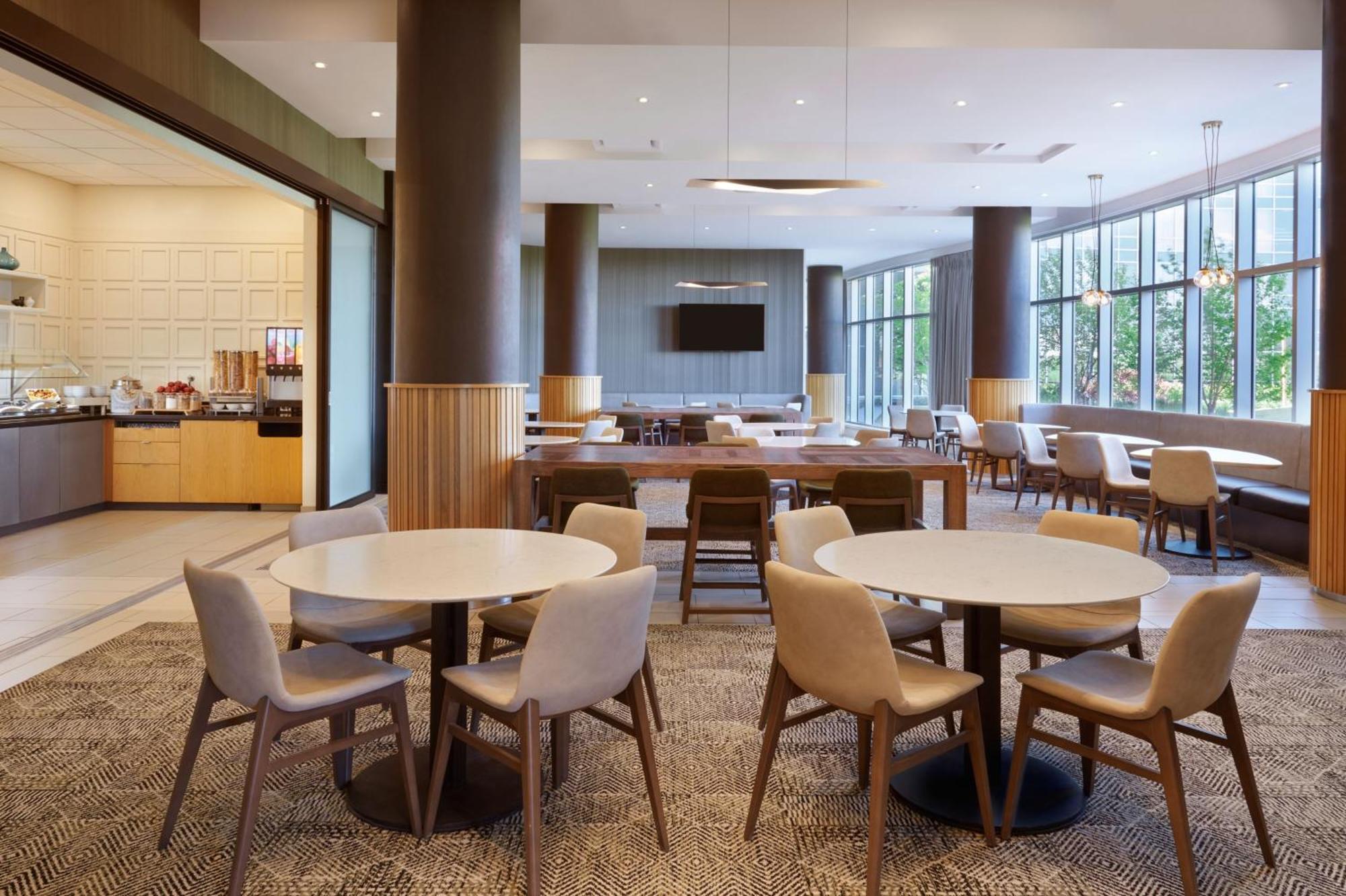 Residence Inn By Marriott Calgary Airport YYC Exterior foto