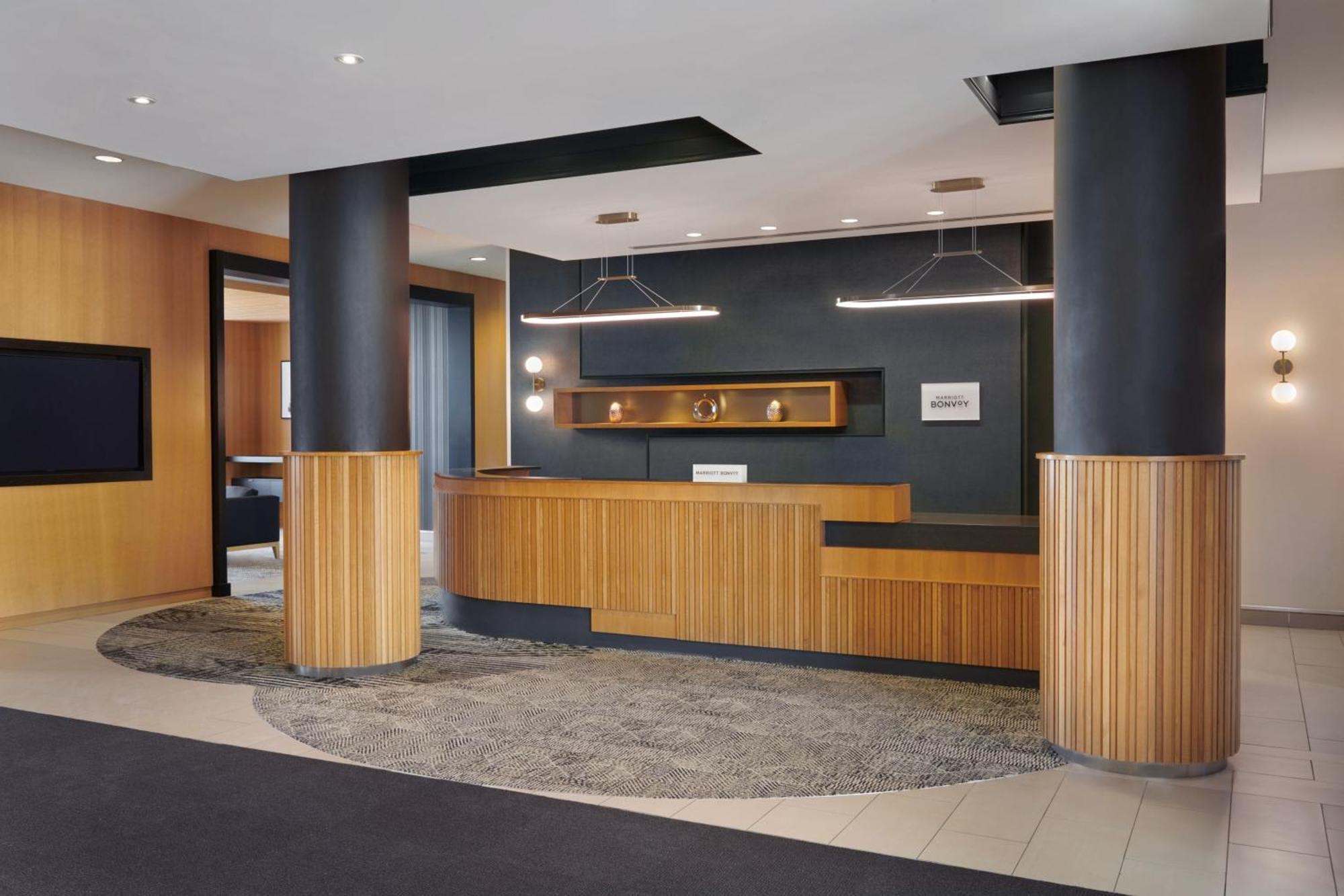 Residence Inn By Marriott Calgary Airport YYC Exterior foto