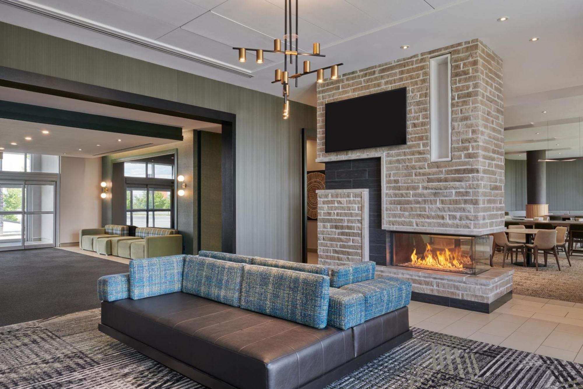 Residence Inn By Marriott Calgary Airport YYC Exterior foto